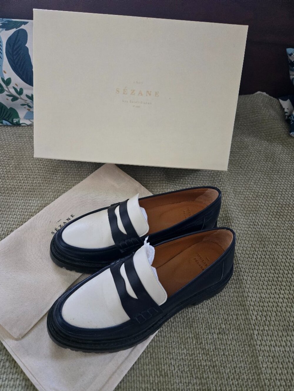 Albane Loafers in Navy sz 35